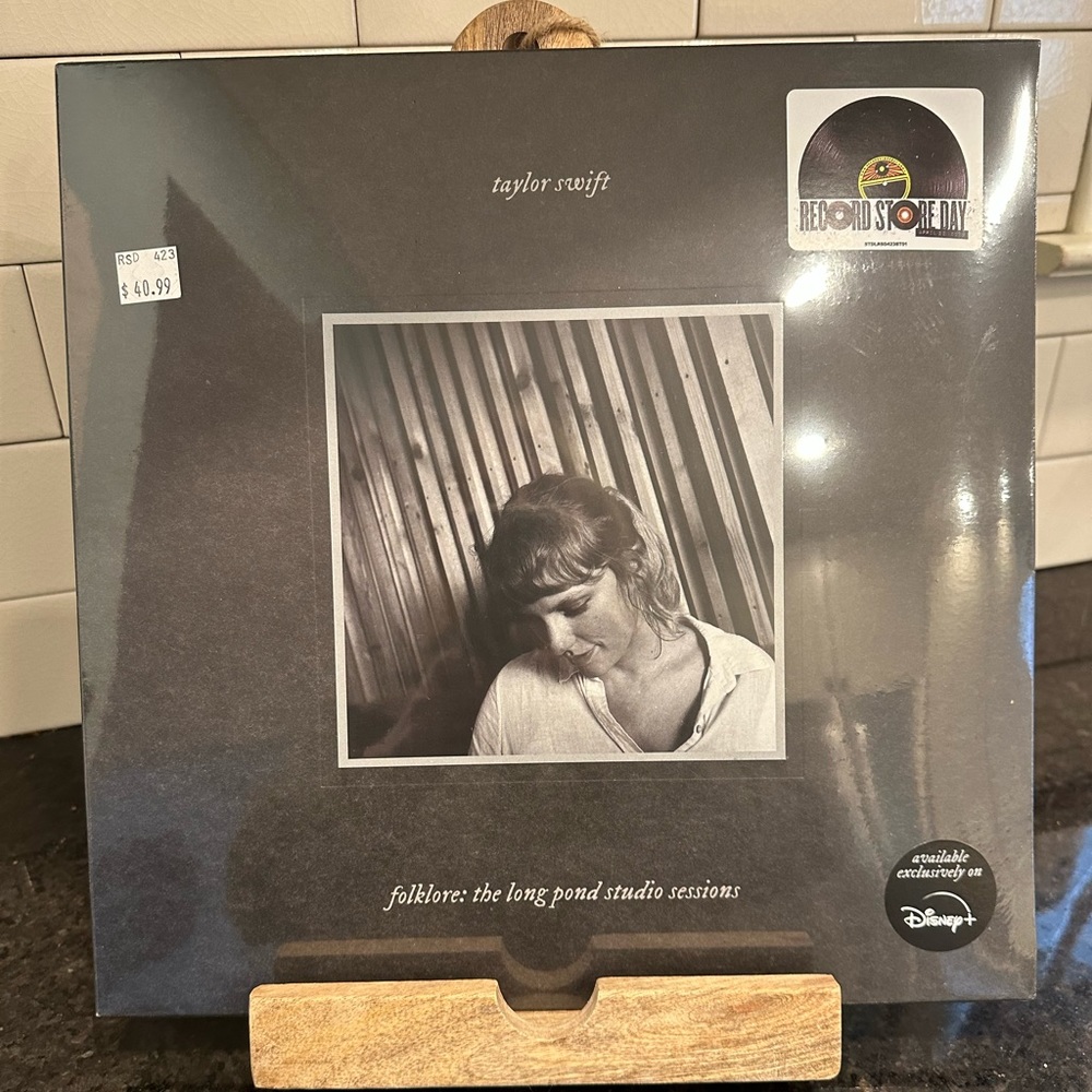 NWT Taylor Swift Folklore Long Pond Vinyl Record Record Store Day Album 2023